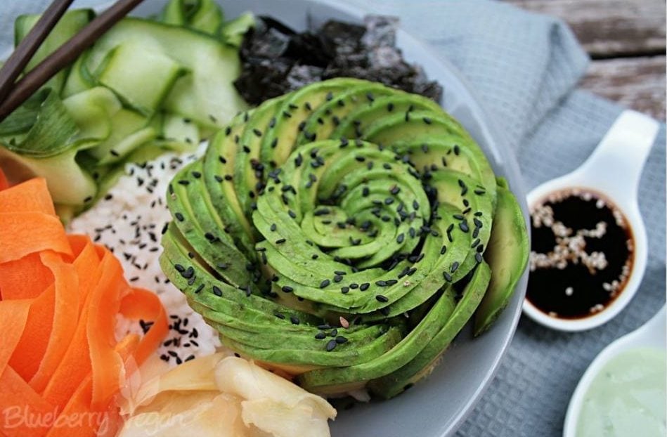 [cml_media_alt id='5358']Sushibowl mit Avocadorose.[/cml_media_alt]