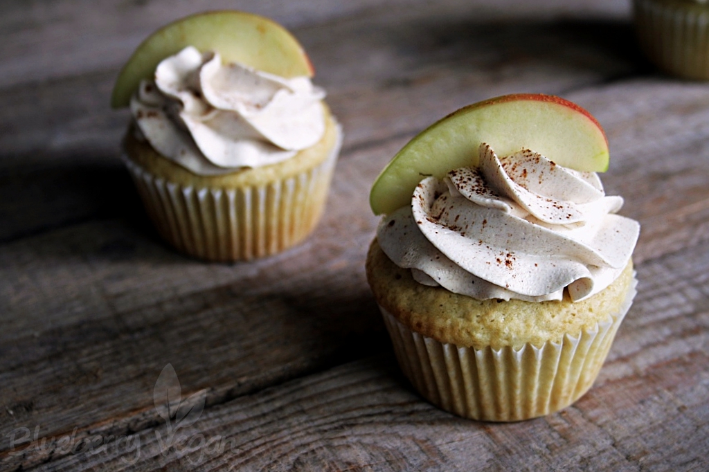 Süße Apfel-Zimt-Cupcakes - Blueberry Vegan