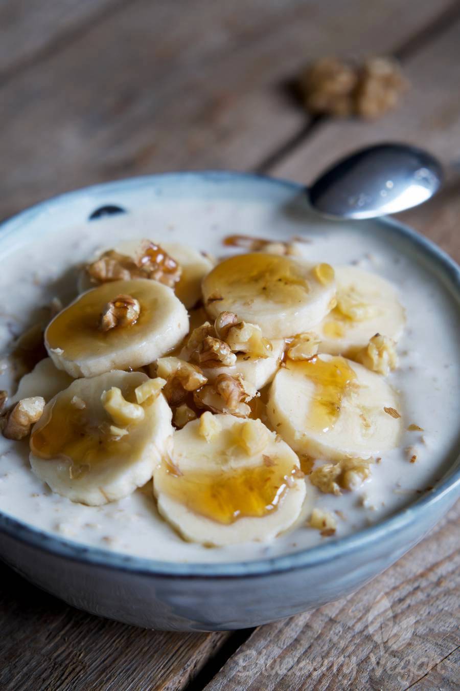 Overnight Yoghurt Oats mit Banane und Ahornsirup | Blueberry Vegan