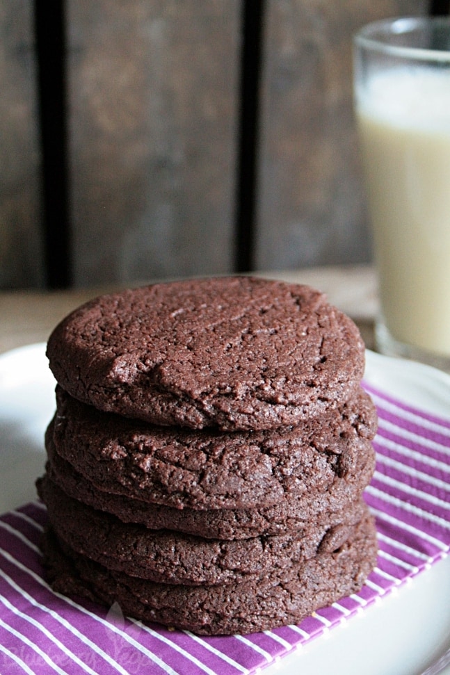 Simple and Quick Chocolate Cookies