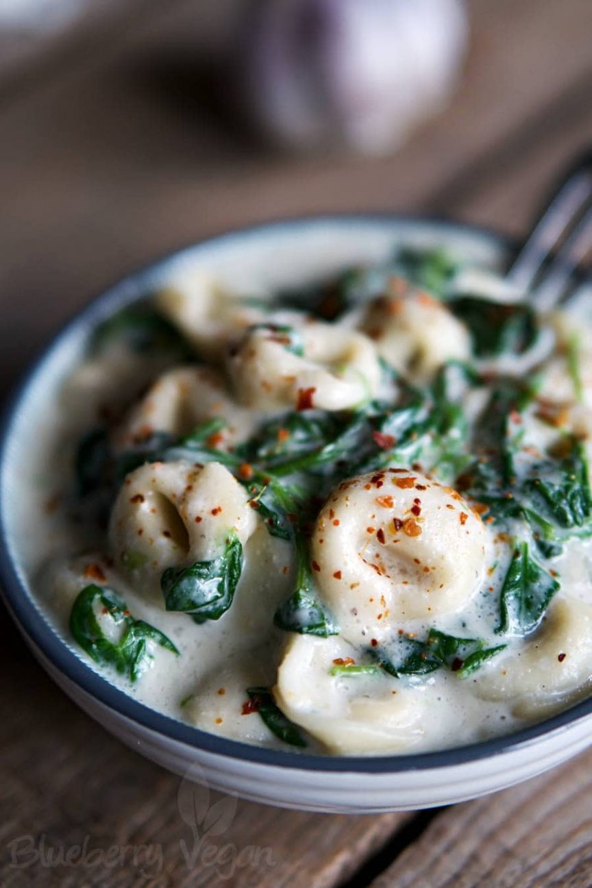 Tortellini in Spinat-Knoblauch-Rahm