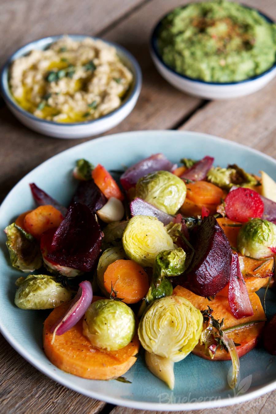 Oven Veggies with two sorts of Hummus