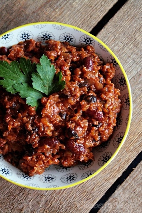 Schokoladen-Chili mit Linsen und Bohnen