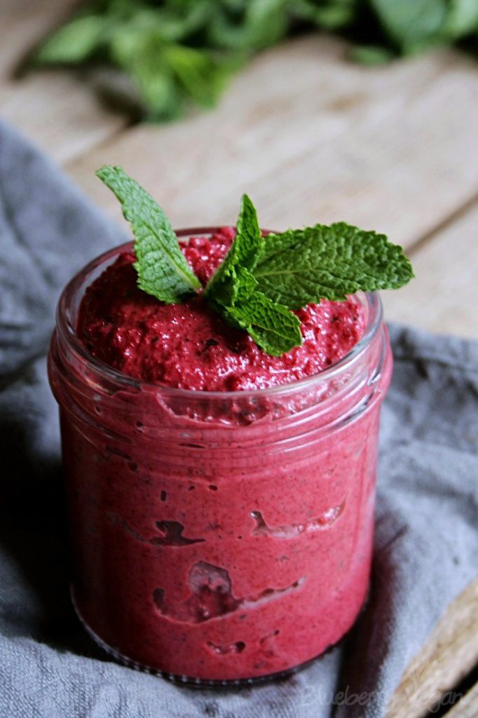 Beetroot Pesto With Mint Blueberry Vegan