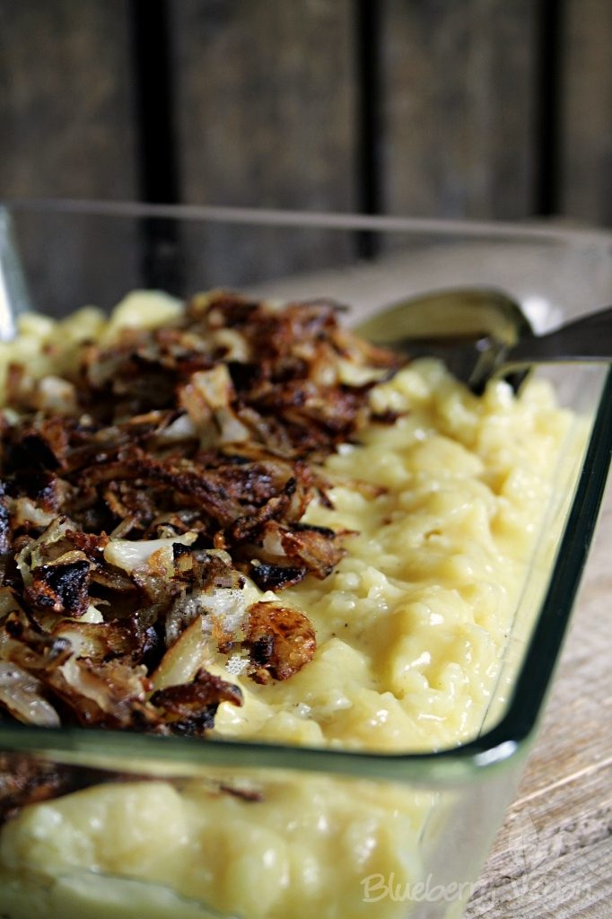 Käsespätzle, Kasspatzln, Chäschnöpfli – Spätzle mit veganem Käse