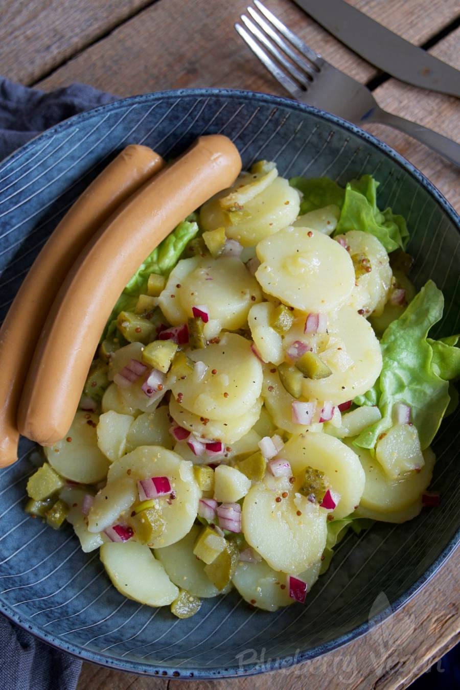 Einfacher Kartoffelsalat mit Brühe