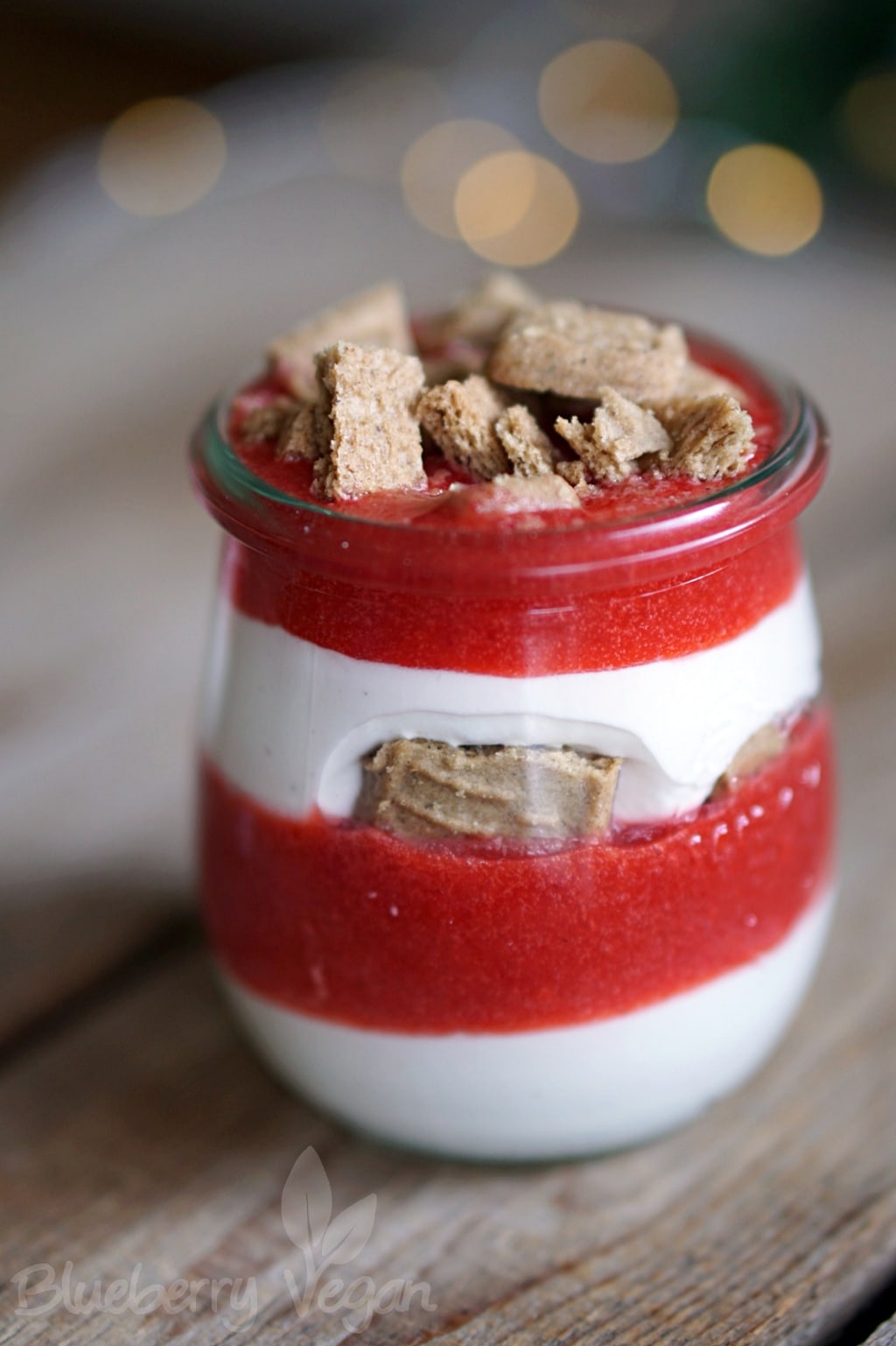 Fruity Speculoos and Strawberry Layered Dessert