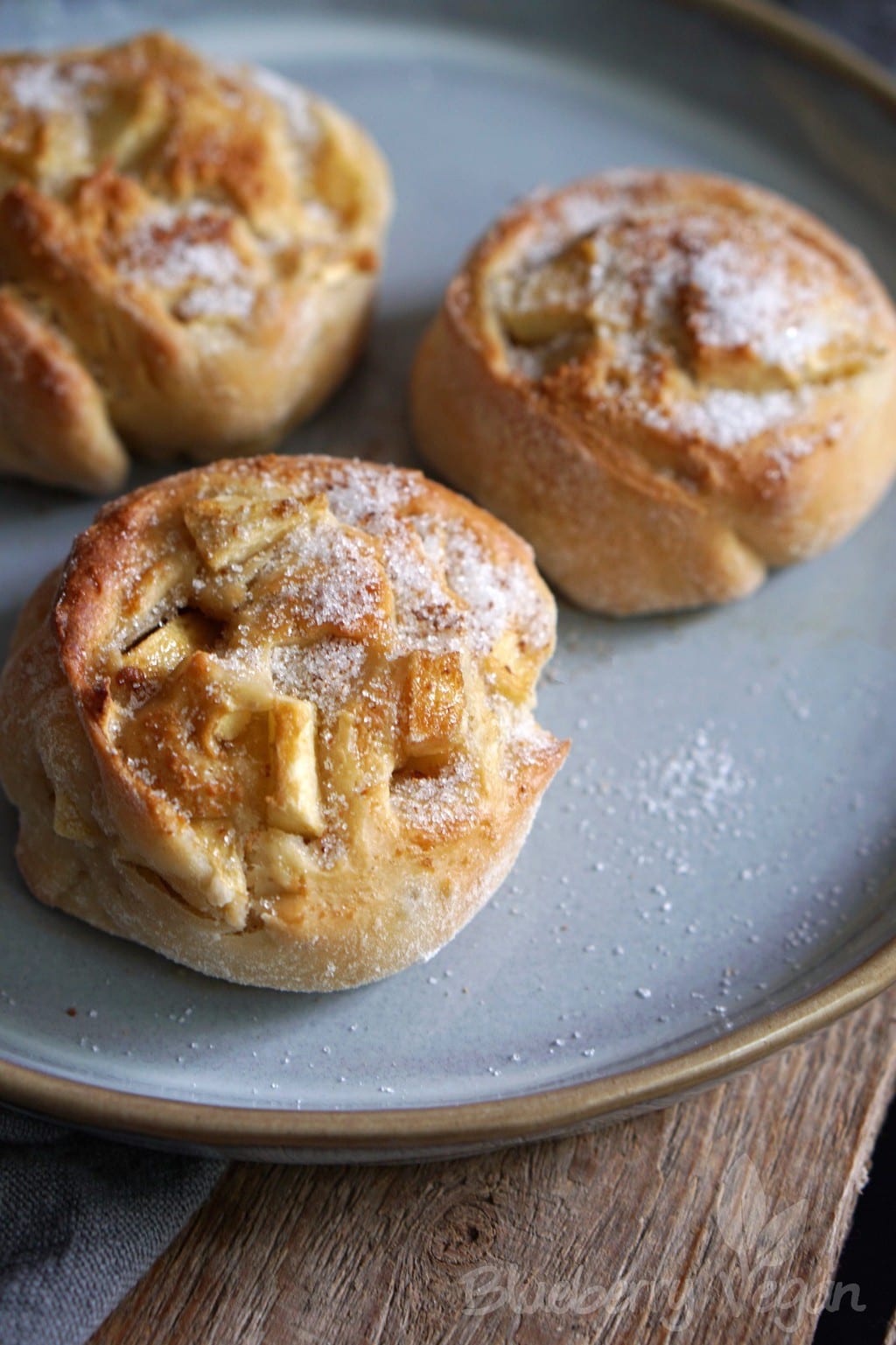 Saftig-süße Apfel-Hefe-Schnecken